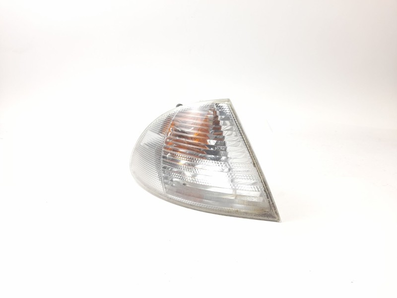 Recambio de piloto delantero derecho para bmw serie 3 berlina (e46) 320d referencia OEM IAM 0311328004 1315106141 6902770