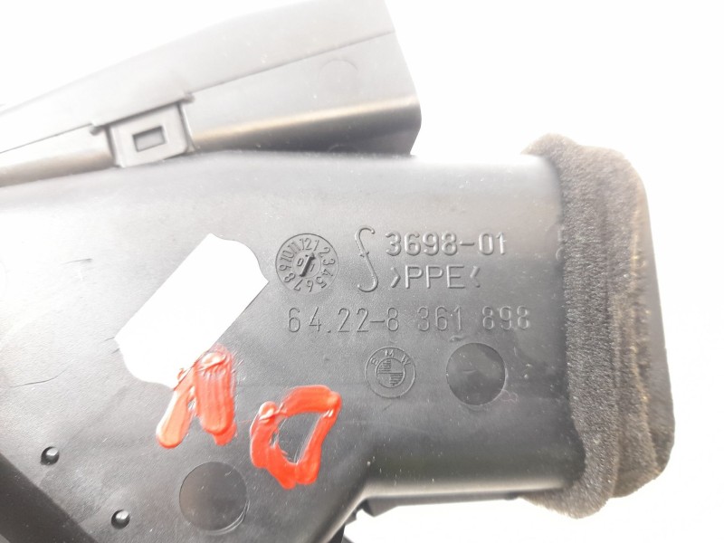 Recambio de rejilla del aire delantera derecha para bmw serie 3 berlina (e46) 320d referencia OEM IAM 64228361898  