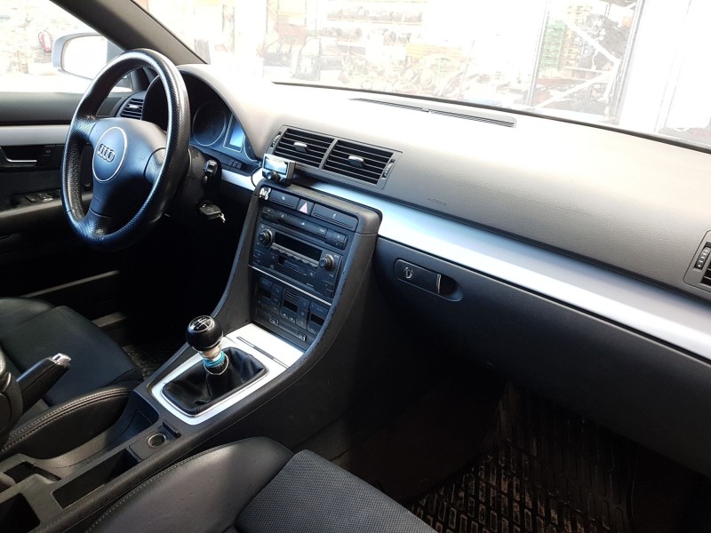audi a4 b6 (8e2) del año 2001