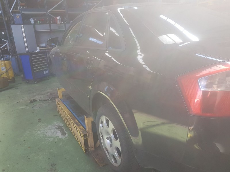 audi a4 b6 (8e2) del año 2001
