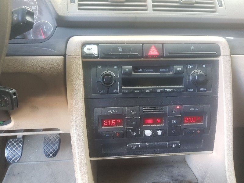 audi a4 b6 (8e2) del año 2001