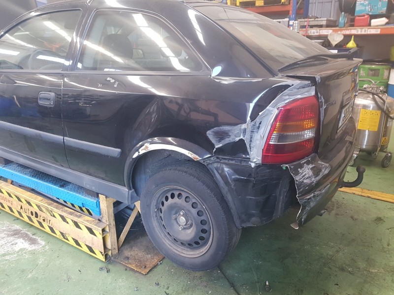 opel astra g fastback (t98) del año 2000