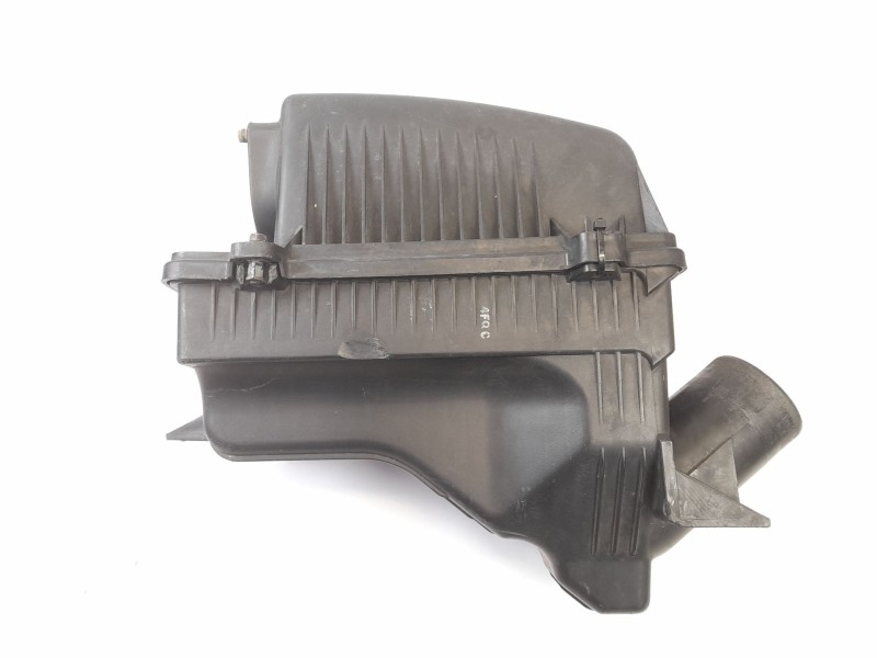 Recambio de filtro aire para kia carnival ii 2.9 crdi lx referencia OEM IAM K52A  