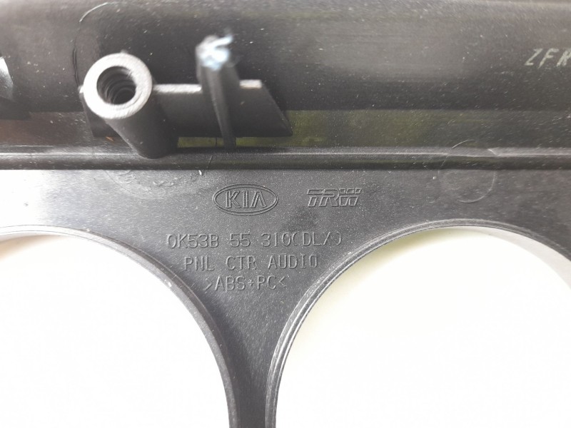 Recambio de moldura para kia carnival ii 2.9 crdi lx referencia OEM IAM 0K53B55310  