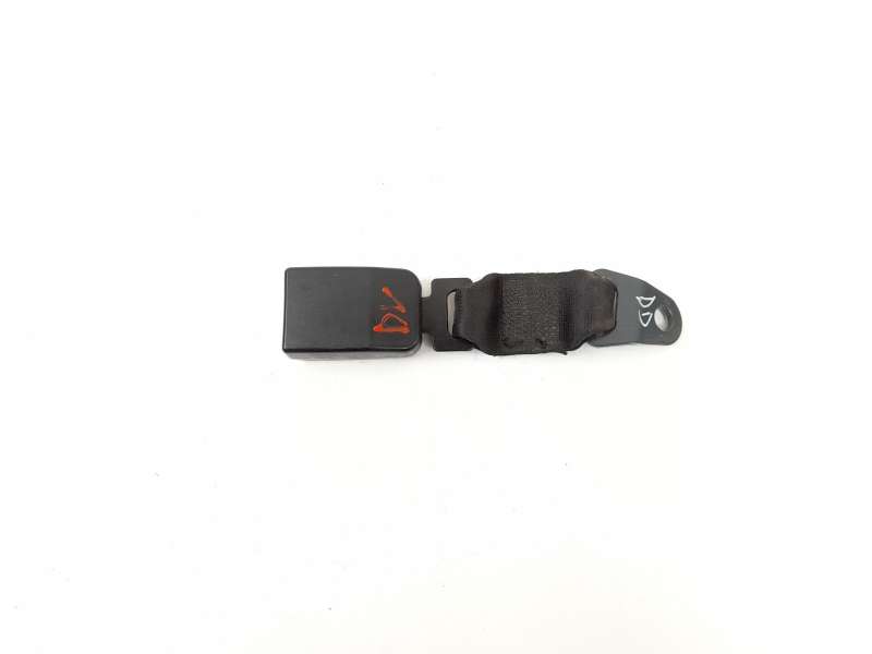ENGANCHE CINTURON SEGURIDAD DELANTERO DERECHO 