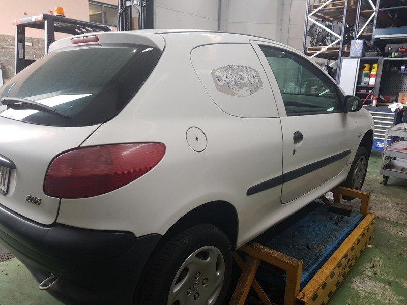 peugeot 206 fastback (2a/c) del año 1998