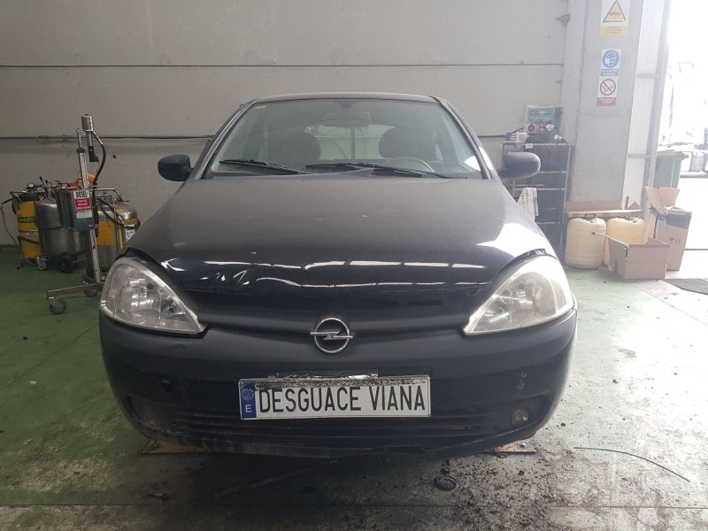 opel corsa c (x01) del año 2000