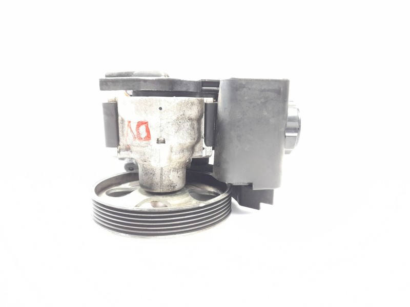 Recambio de bomba direccion para peugeot 206 berlina 1.4 i referencia OEM IAM 9636868880 26079836QN 