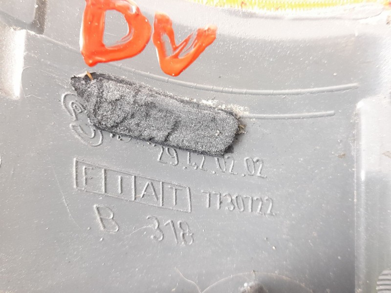 Recambio de piloto trasero derecho para fiat punto berl. (176) 1.2 cat referencia OEM IAM 7730722 29420202 