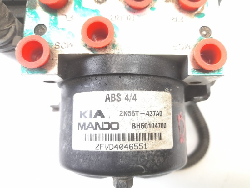 Recambio de abs para kia carnival ii 2.9 crdi lx referencia OEM IAM 2K56T437A0 BH60104700 0K2FA667B0