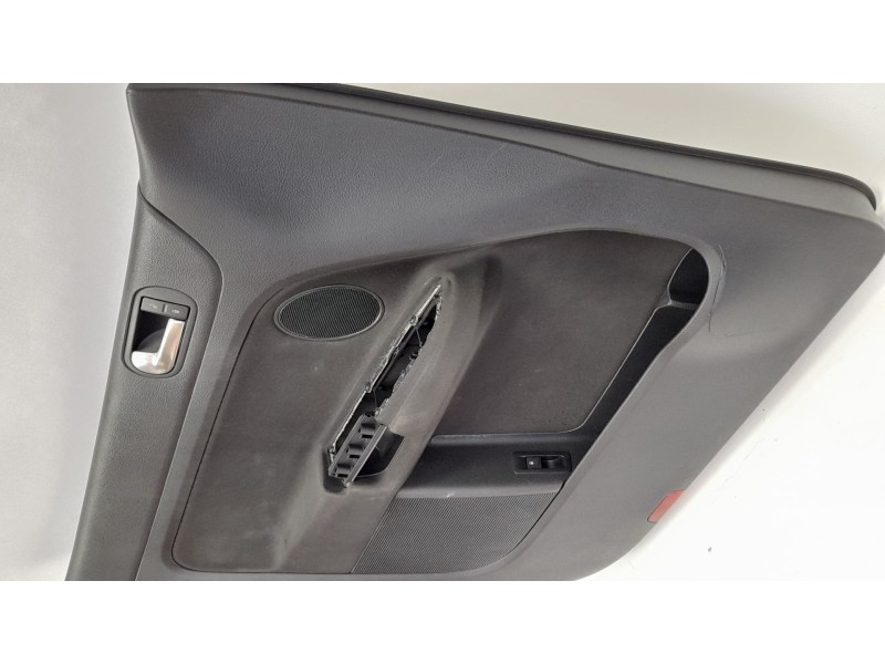 Recambio de guarnecido puerta delantera izquierda para volkswagen golf plus (521) advance referencia OEM IAM 5M0868079  