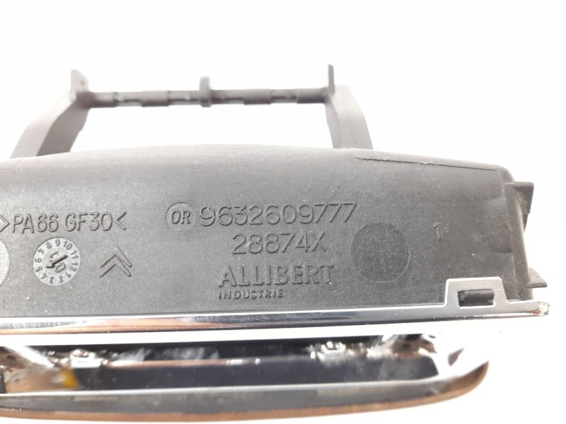 Recambio de cenicero para citroen c5 i (dc_) 2.2 hdi (dc4hxb, dc4hxe) referencia OEM IAM 9632609777 28874X 