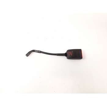 ENGANCHE CINTURON SEGURIDAD DELANTERO DERECHO 765758D 