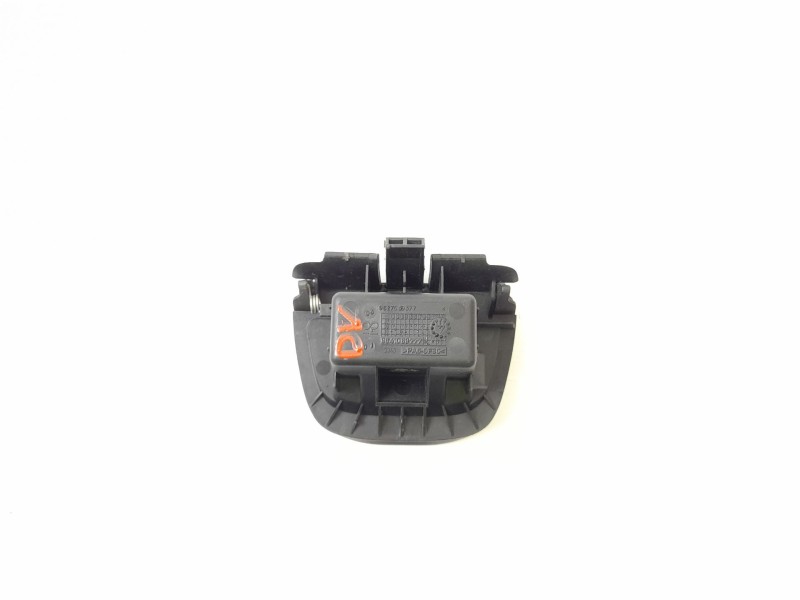 Recambio de cenicero para peugeot 206 berlina 1.4 i referencia OEM IAM 9627639377  