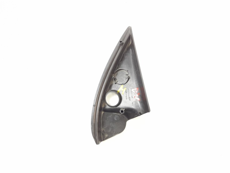 Recambio de moldura para peugeot 206 berlina 1.4 i referencia OEM IAM 9650062077  