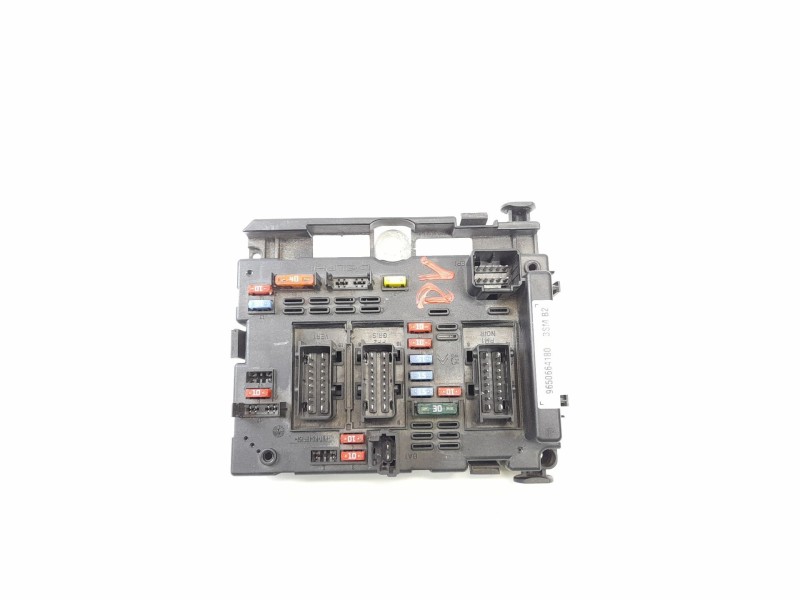 Recambio de caja reles / fusibles para peugeot 206 berlina 1.4 i referencia OEM IAM 9650664180 BSMB2 