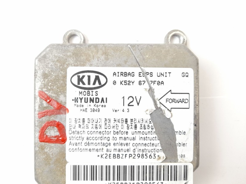 Recambio de centralita airbag para kia carnival ii 2.9 crdi lx referencia OEM IAM 0K52Y677F0A  