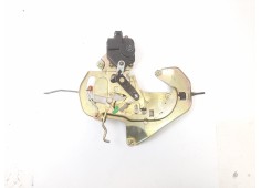 Recambio de cerradura puerta trasera izquierda para kia carnival ii 2.9 crdi lx referencia OEM IAM    2