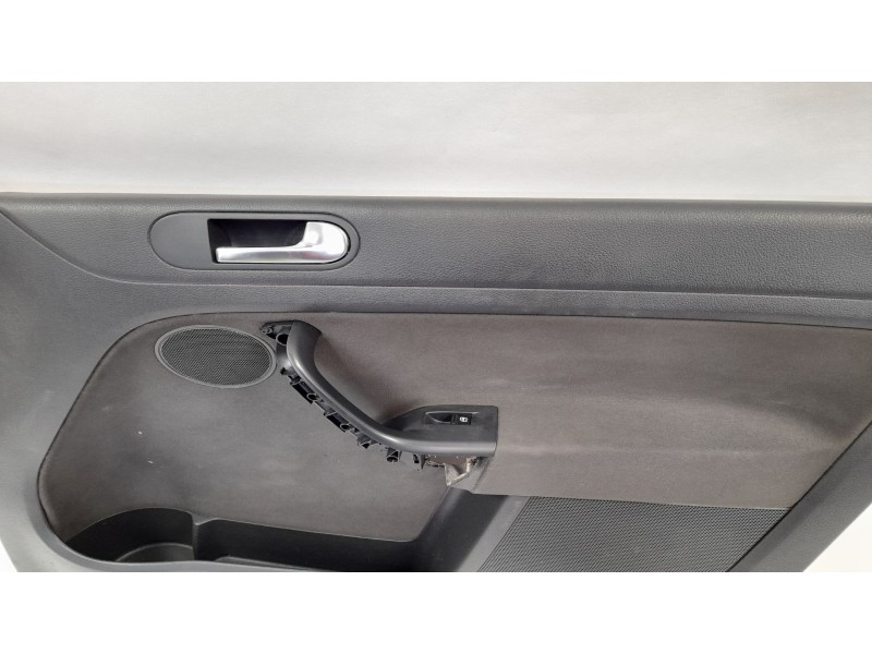 Recambio de guarnecido puerta delantera derecha para volkswagen golf plus (521) advance referencia OEM IAM 5M0868080  