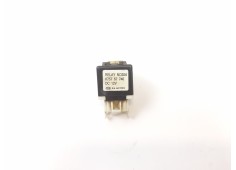 Recambio de rele para kia carnival ii 2.9 crdi lx referencia OEM IAM K75767740  