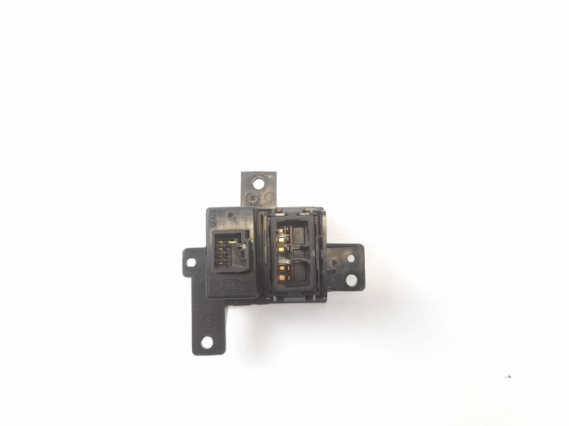 Recambio de interruptor para kia carnival ii 2.9 crdi lx referencia OEM IAM 0K54A55210  