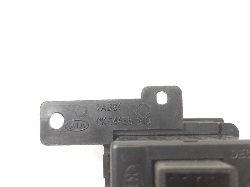 Recambio de interruptor para kia carnival ii 2.9 crdi lx referencia OEM IAM 0K54A55210  