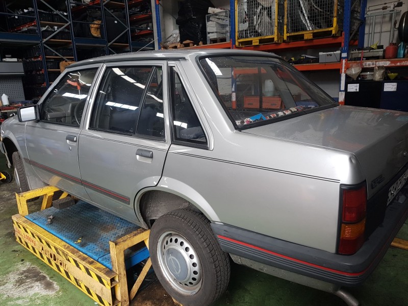 opel corsa 1.2ls tr del año 1982