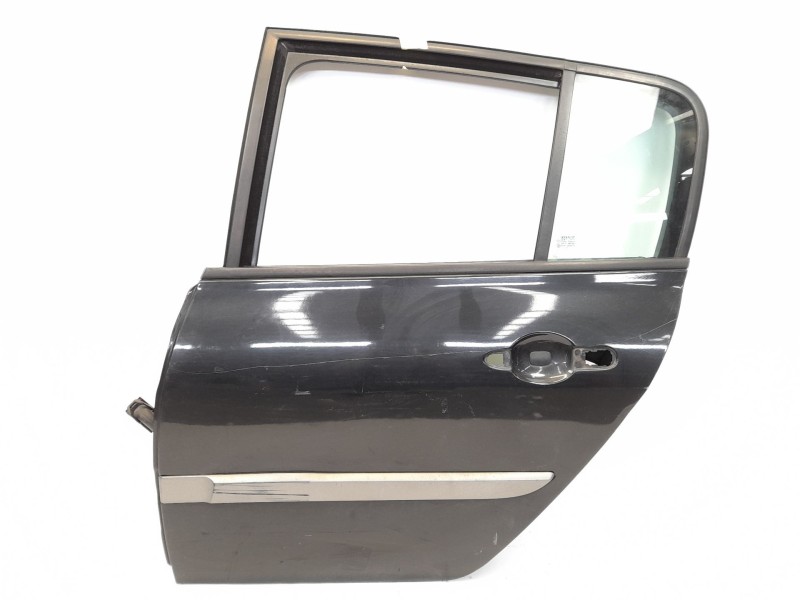 Recambio de puerta trasera izquierda para renault megane ii (bm0/1_, cm0/1_) 1.9 dci referencia OEM IAM   
