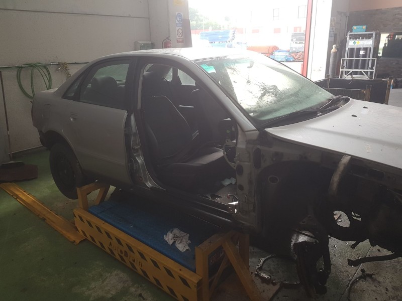audi a4 1.9 tdi 5 del año 95