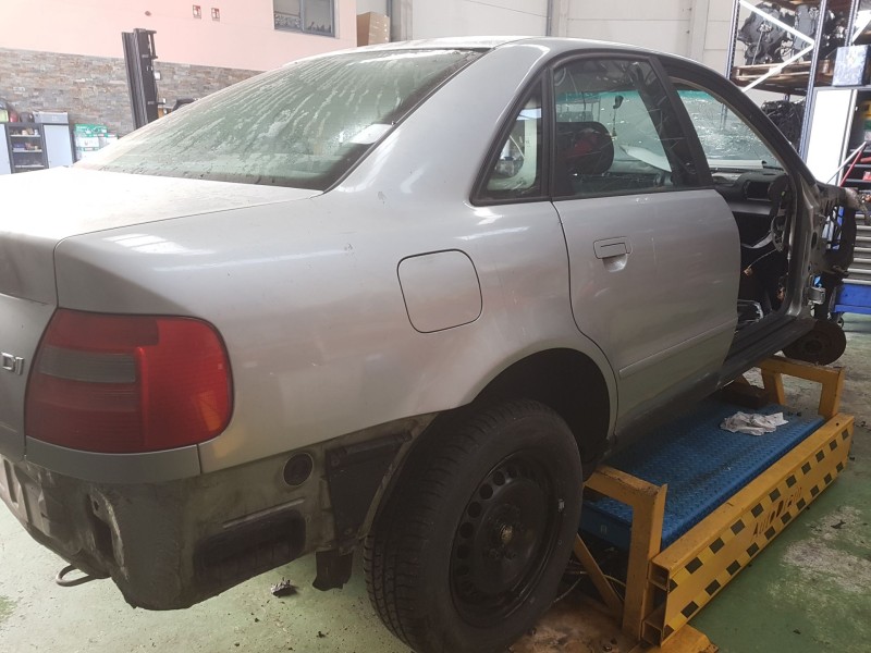 audi a4 1.9 tdi 5 del año 95