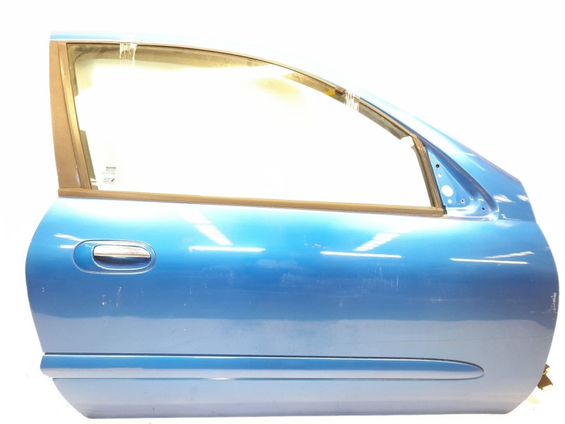 Recambio de puerta delantera derecha para nissan almera ii hatchback (n16) 1.8 referencia OEM IAM   