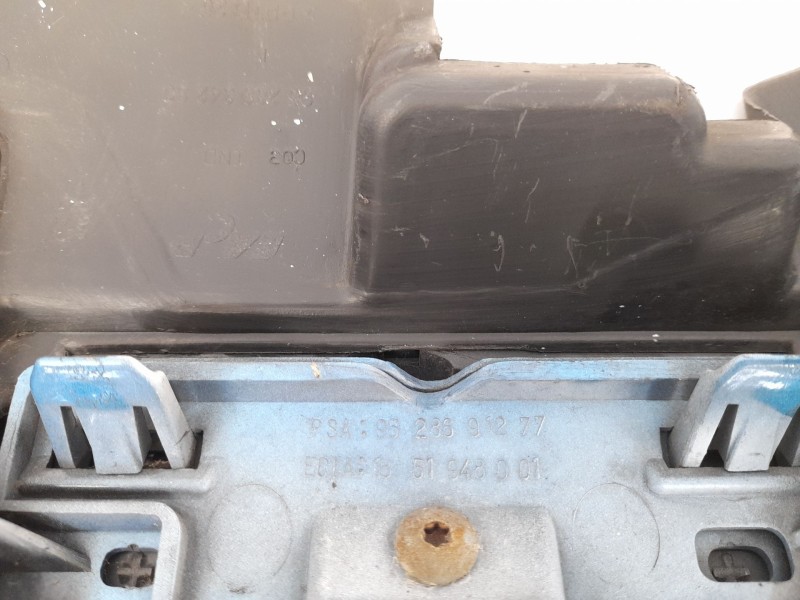 Recambio de rejilla delantera para peugeot 206 fastback (2a/c) 1.9 d referencia OEM IAM 9628691277 1851948001 