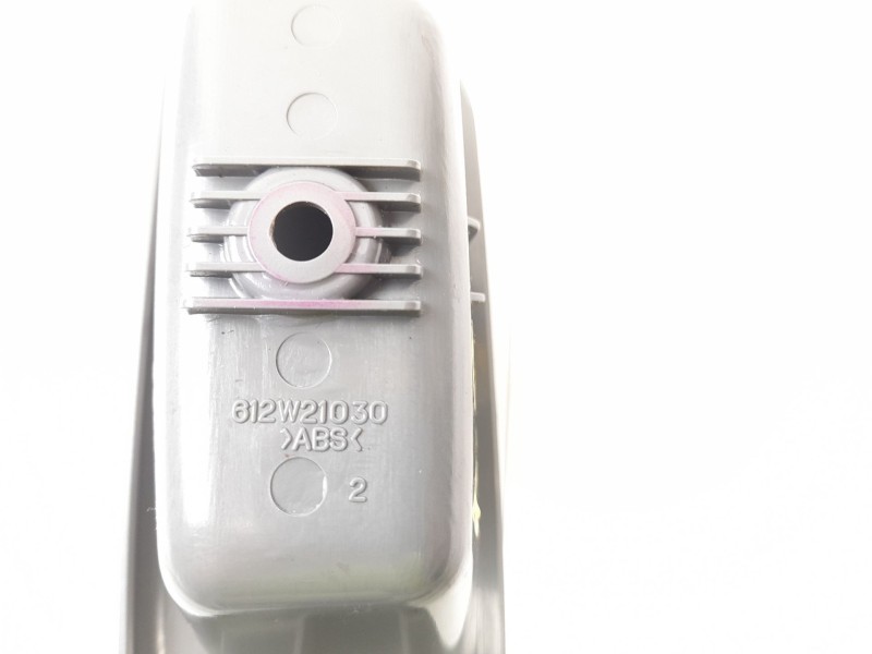 Recambio de mando elevalunas trasero derecho para chevrolet lacetti cdx referencia OEM IAM 612W21030  