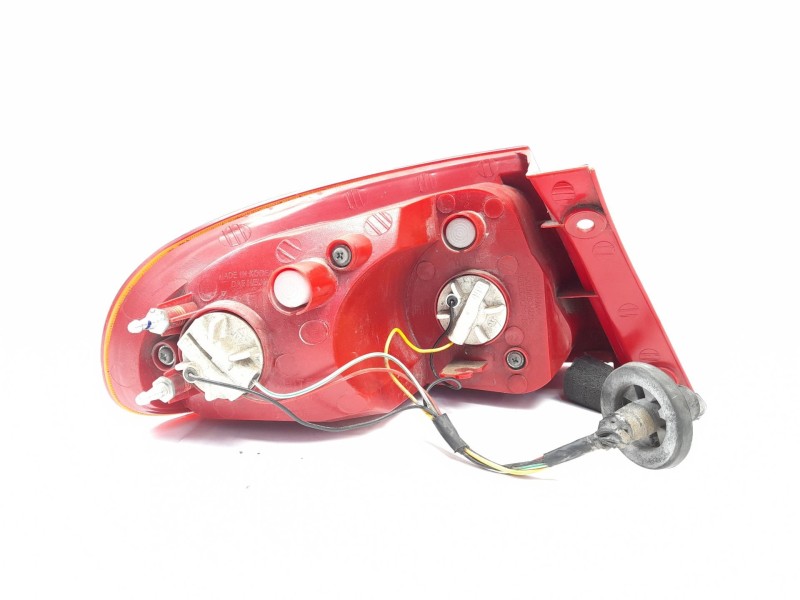 Recambio de piloto trasero derecho para chevrolet lacetti cdx referencia OEM IAM 201193  