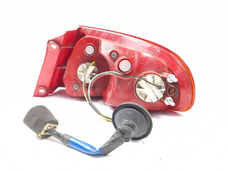 Recambio de piloto trasero izquierdo para chevrolet lacetti cdx referencia OEM IAM 221192  