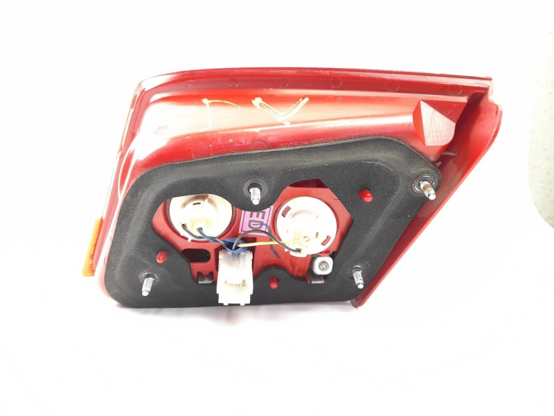 Recambio de piloto trasero izquierdo interior para chevrolet lacetti cdx referencia OEM IAM A047815  