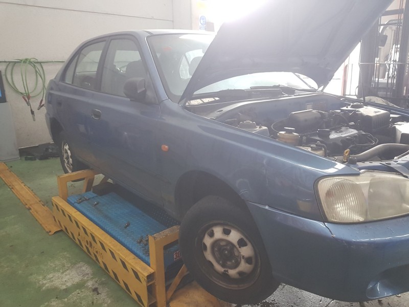 hyundai accent sedán (lc) del año 2000