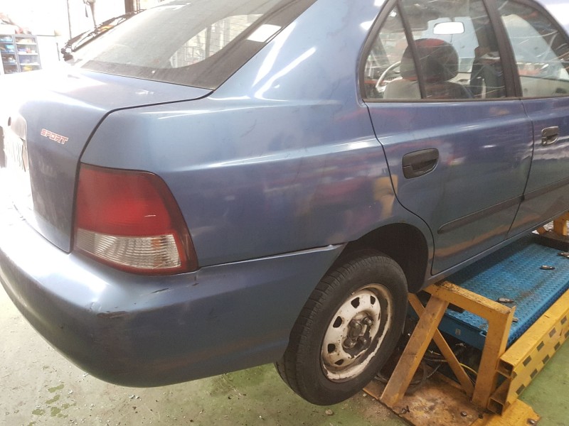 hyundai accent sedán (lc) del año 2000