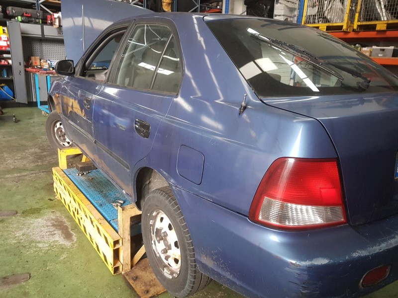 hyundai accent sedán (lc) del año 2000