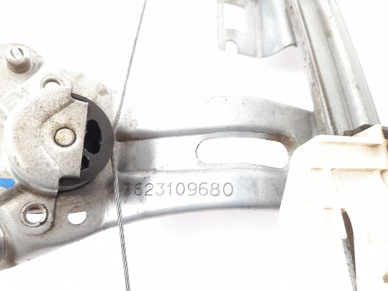 Recambio de elevalunas trasero derecho para peugeot 206 berlina 1.4 i referencia OEM IAM 9623109680 113802 
