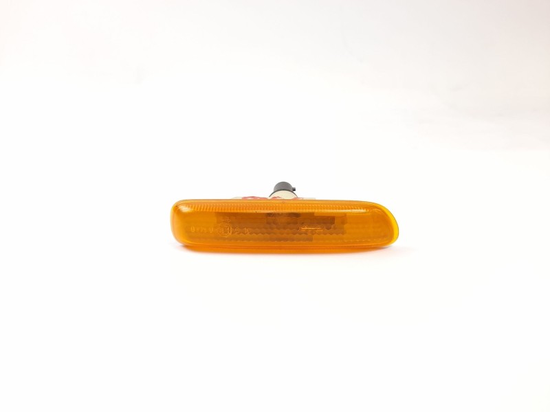 Recambio de piloto lateral izquierdo para bmw serie 3 berlina (e46) 320d referencia OEM IAM   