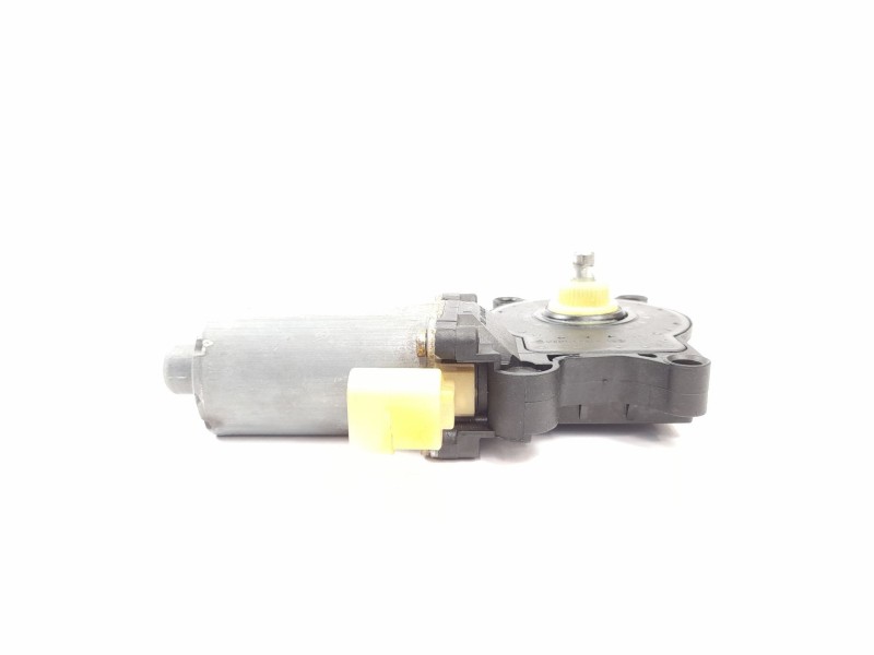 Recambio de motor elevalunas delantero derecho para bmw serie 3 berlina (e46) 320d referencia OEM IAM 0130821717  
