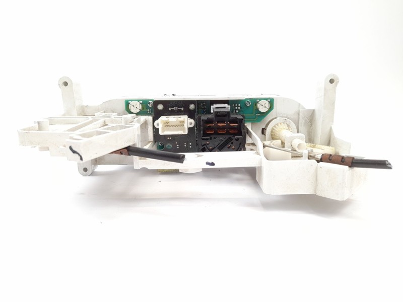 Recambio de mando calefaccion / aire acondicionado para nissan almera ii hatchback (n16) 1.8 referencia OEM IAM   
