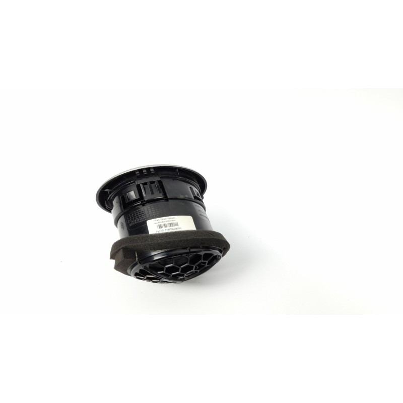 Recambio de rejilla del aire delantera derecha para nissan note (e11e) 1.5 dci referencia OEM IAM 68760 68760BH00A 
