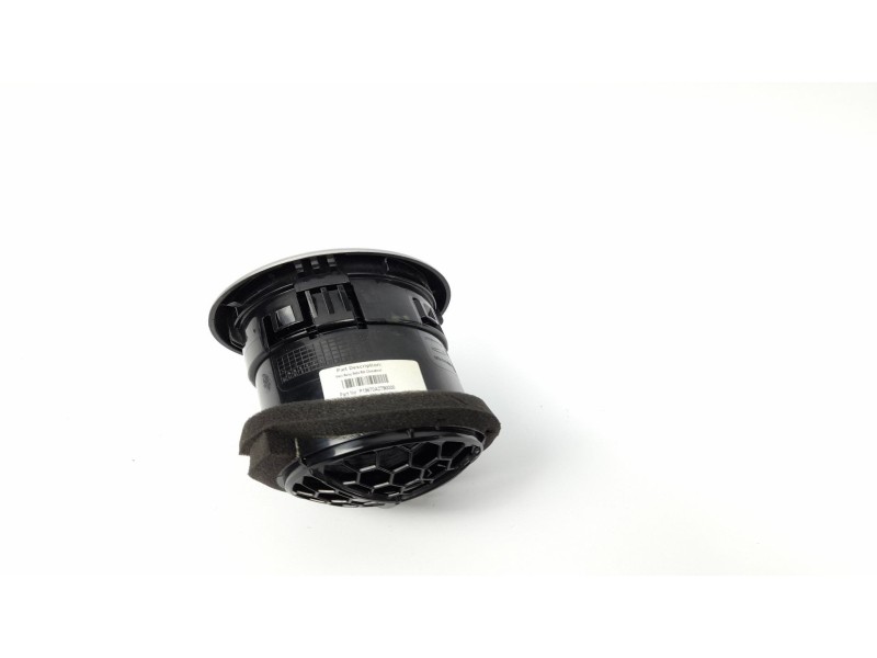Recambio de rejilla del aire delantera derecha para nissan note (e11e) 1.5 dci referencia OEM IAM 68760 68760BH00A 