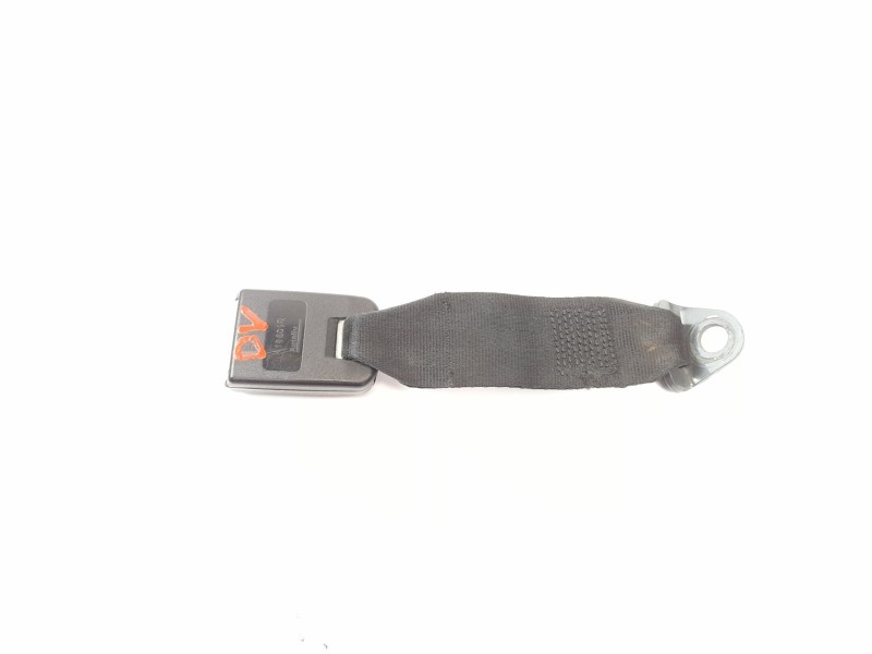 Recambio de enganche cinturon seguridad trasero derecho para peugeot 206 berlina 1.4 i referencia OEM IAM 4186092  
