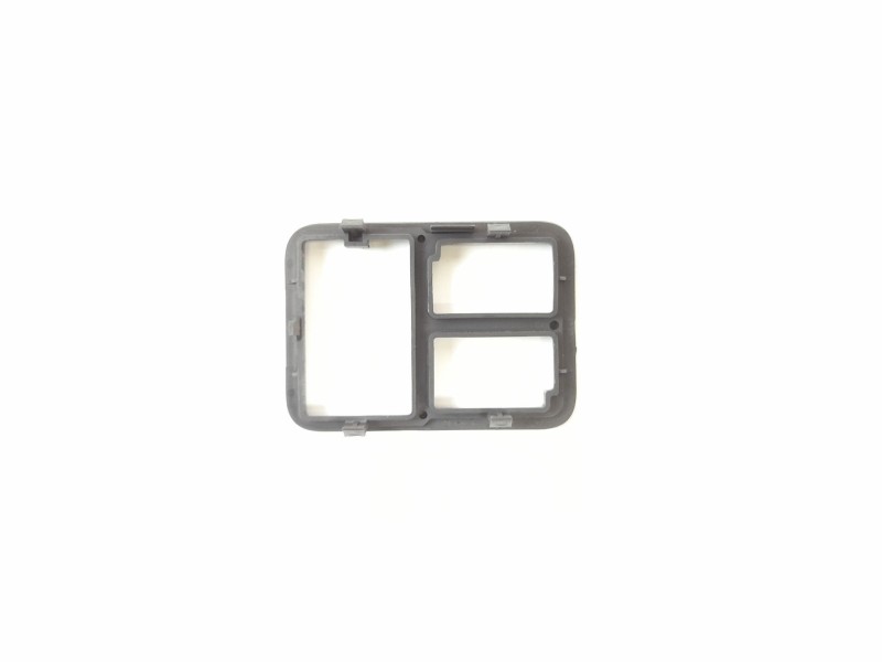 Recambio de moldura para nissan almera ii hatchback (n16) 1.8 referencia OEM IAM   