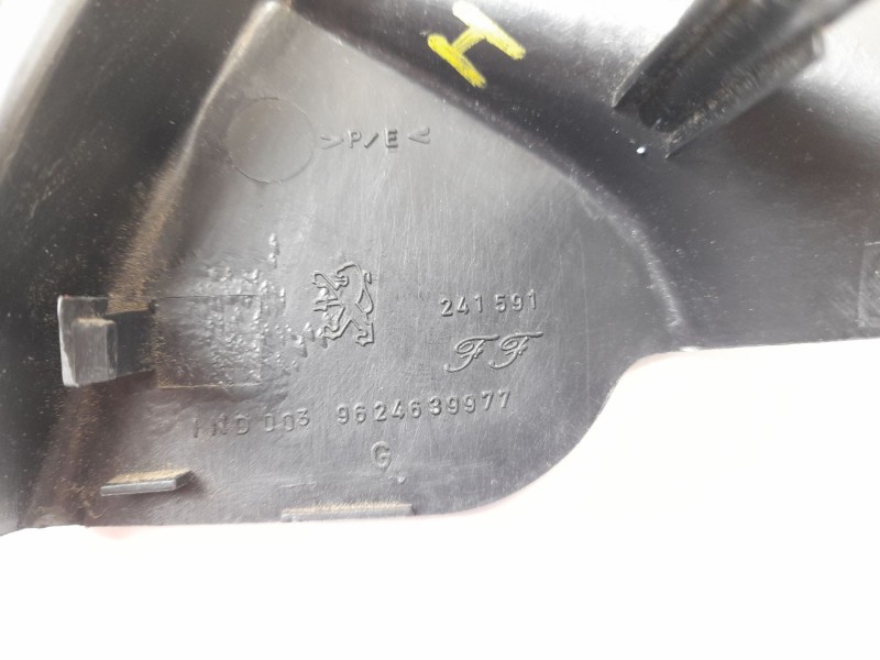Recambio de moldura para peugeot 206 fastback (2a/c) 1.9 d referencia OEM IAM 9624639977  
