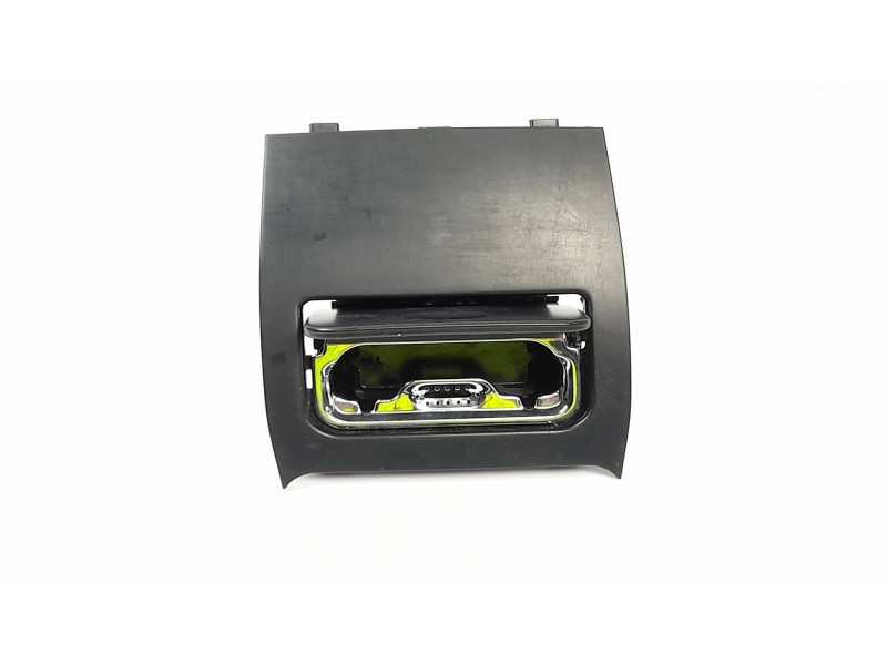 Recambio de cenicero para peugeot 406 berlina (8b) 2.0 hdi 110 referencia OEM IAM 9618056877 9626735577 9630651077