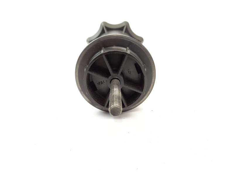 Recambio de soporte rueda repuesto para audi a4 1.9 tdi 5 referencia OEM IAM 8D0803899  